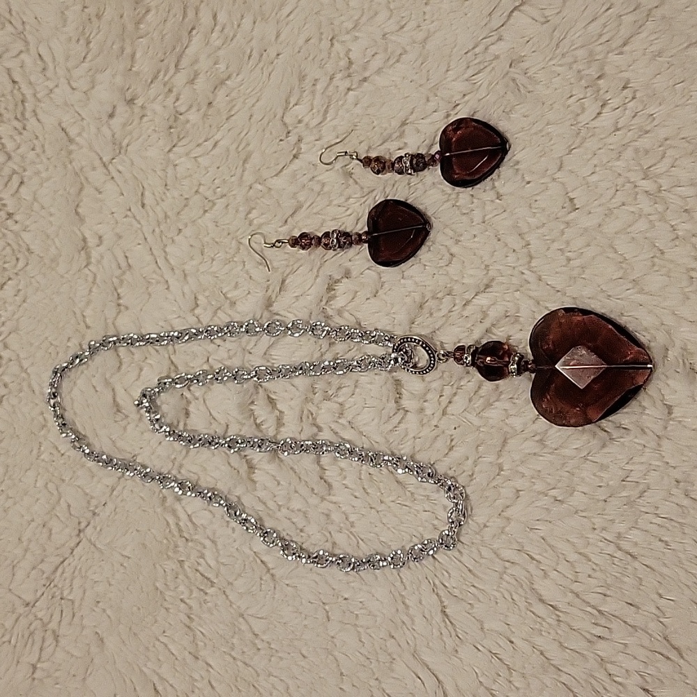 Vintage amber heart necklace and matching earrings
